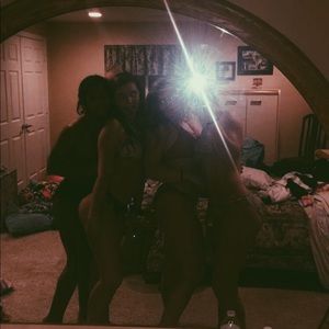 Meet your Posher, Lydia